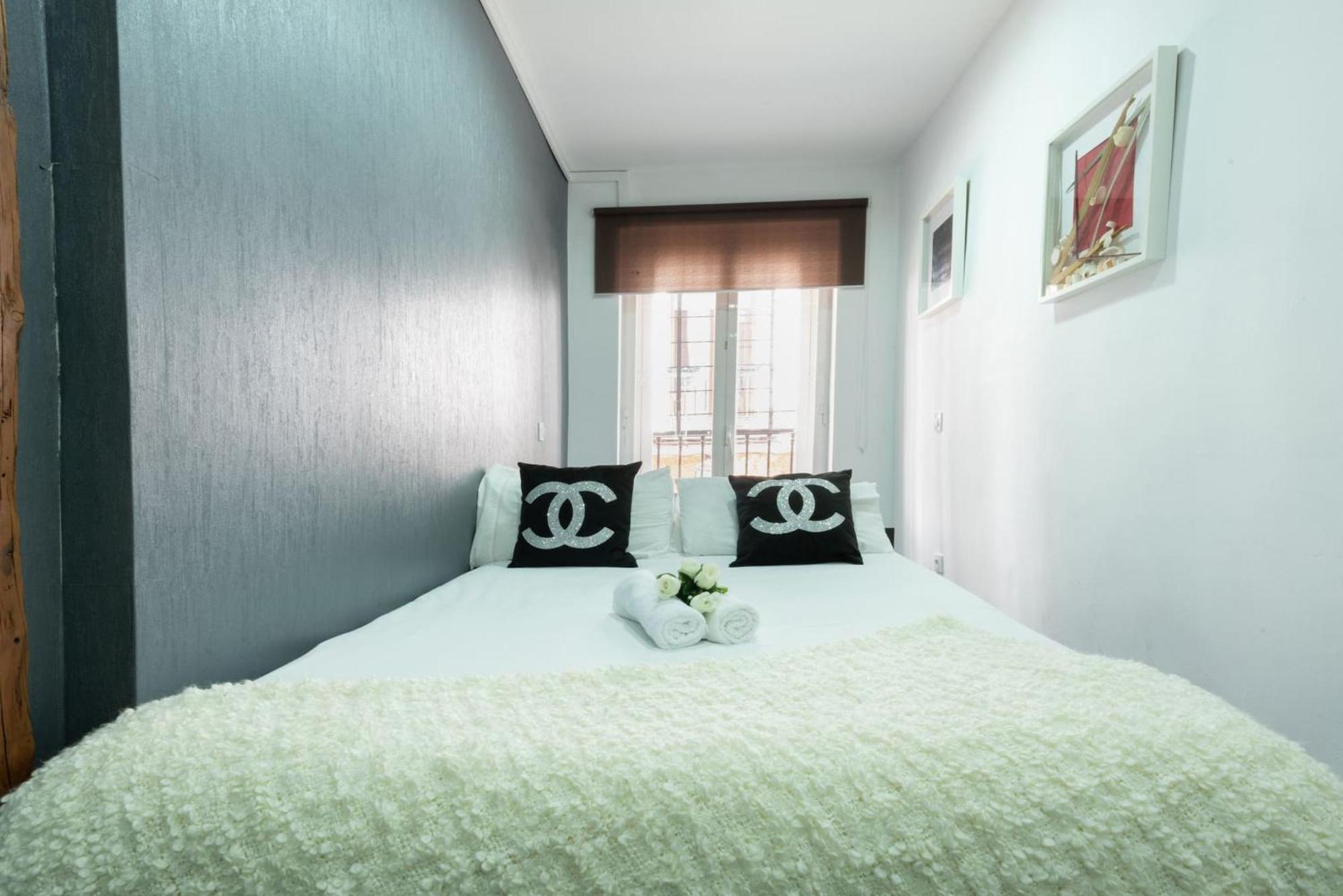 Apartamentos Day Madrid Plaza De Espana Centro Gran Via Sol Malasana Exteriör bild