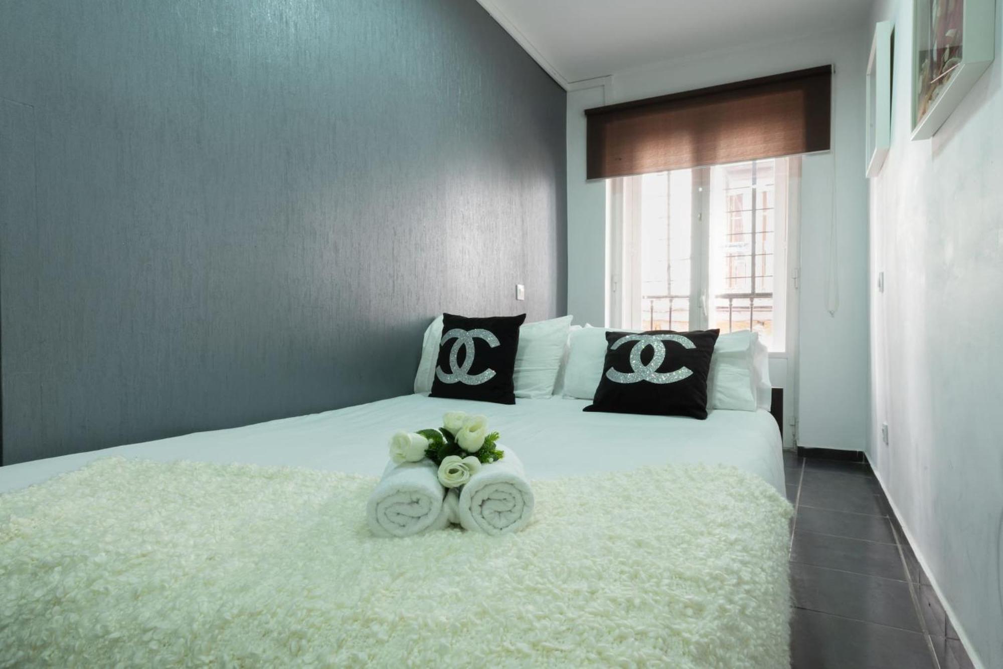 Apartamentos Day Madrid Plaza De Espana Centro Gran Via Sol Malasana Exteriör bild