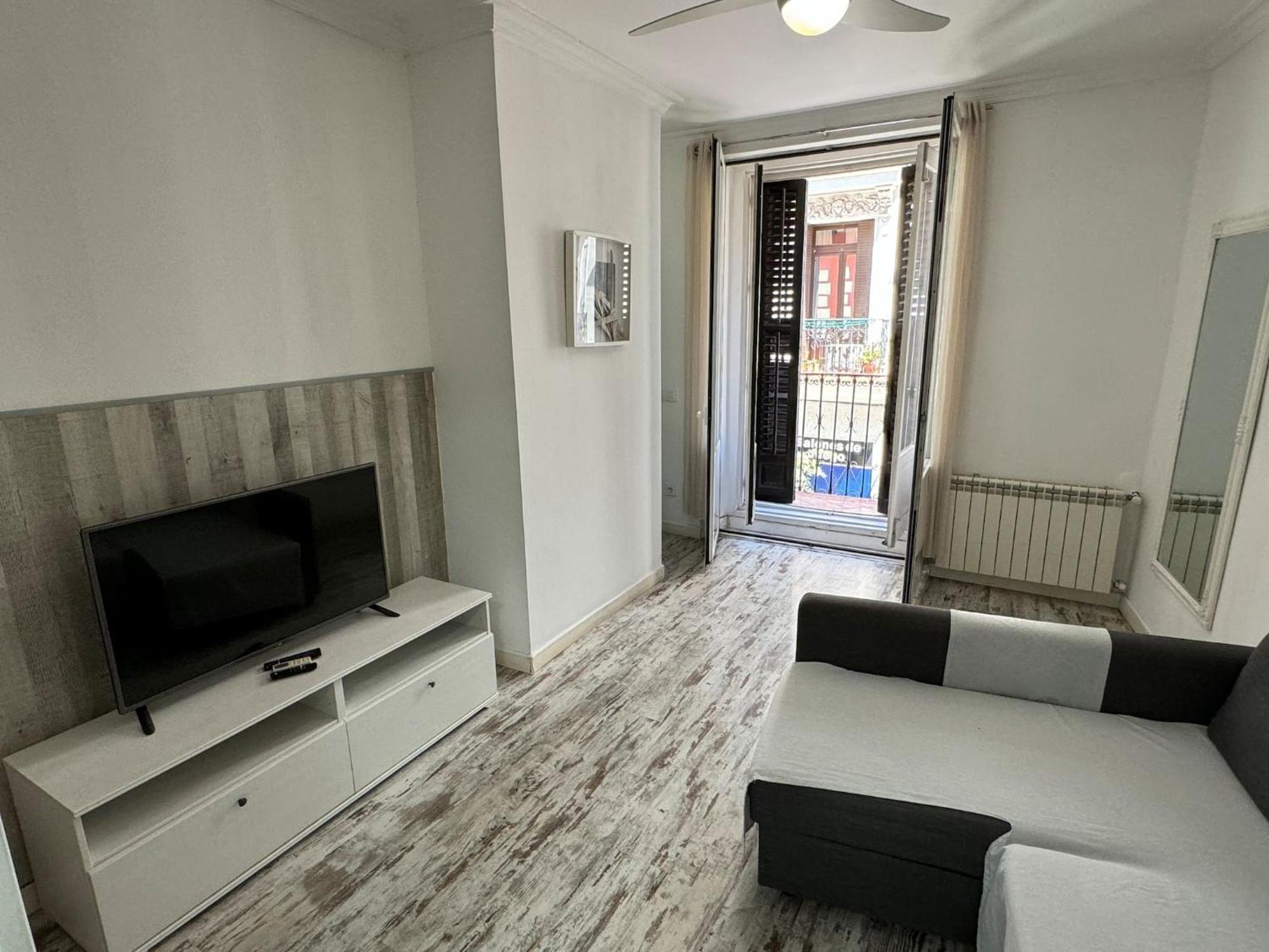 Apartamentos Day Madrid Plaza De Espana Centro Gran Via Sol Malasana Exteriör bild