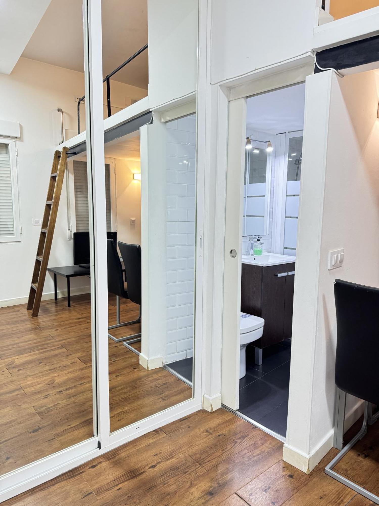 Apartamentos Day Madrid Plaza De Espana Centro Gran Via Sol Malasana Exteriör bild