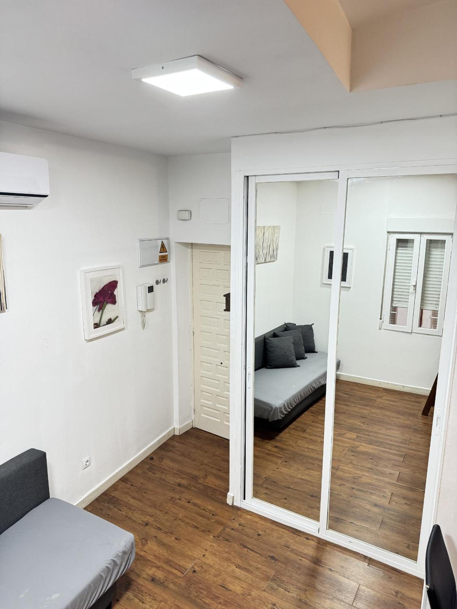 Apartamentos Day Madrid Plaza De Espana Centro Gran Via Sol Malasana Exteriör bild