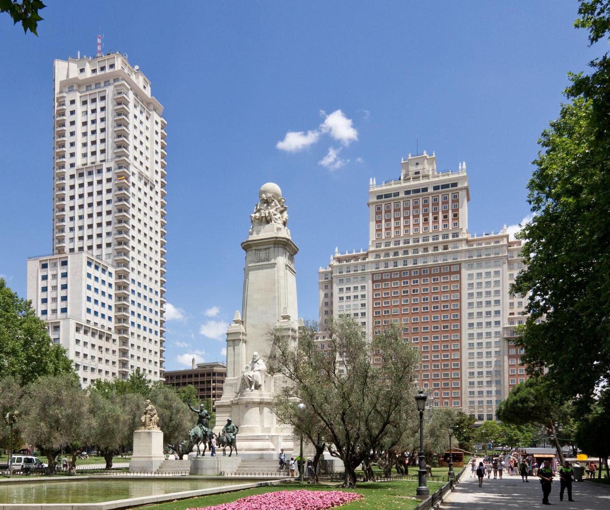 Apartamentos Day Madrid Plaza De Espana Centro Gran Via Sol Malasana Exteriör bild